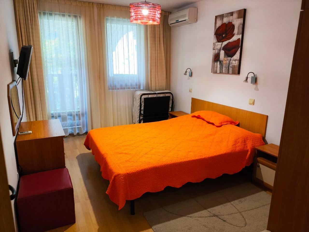 Dom-El Real Apartments 3 - Светий Влас Екстер'єр фото